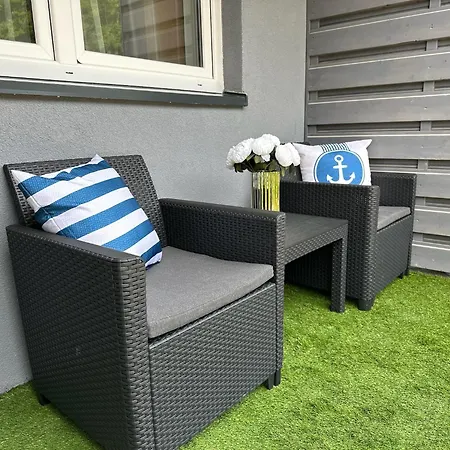 Apartman Debina *